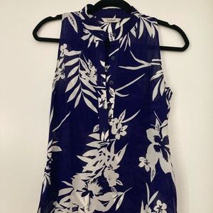 Tucker Silk Floral Blouse Size XXS